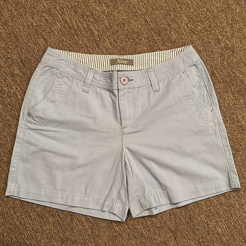 Women’s Size 2 Natural Reflections Light Blue Shorts *Good Condition*